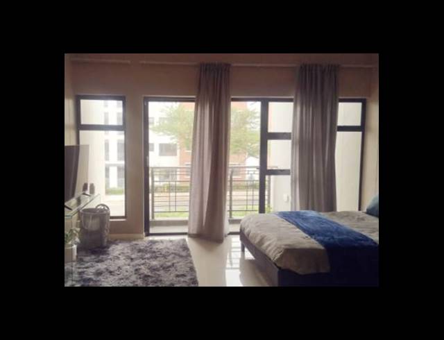 1 BEDROOM APARTMENT FOR SALE IN UMHLANGA RIDGE